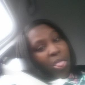 Meet your Posher, Deneilia